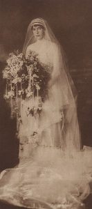 1915 New York bride